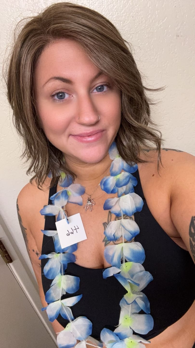 Customer photo review of CALLING COMPLIMENTS - Sandy Brown