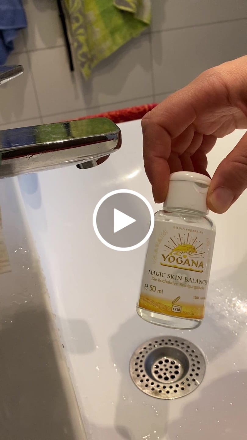 Customer video review of Magic Skin Balancer 50ml - Gesichtsmaske