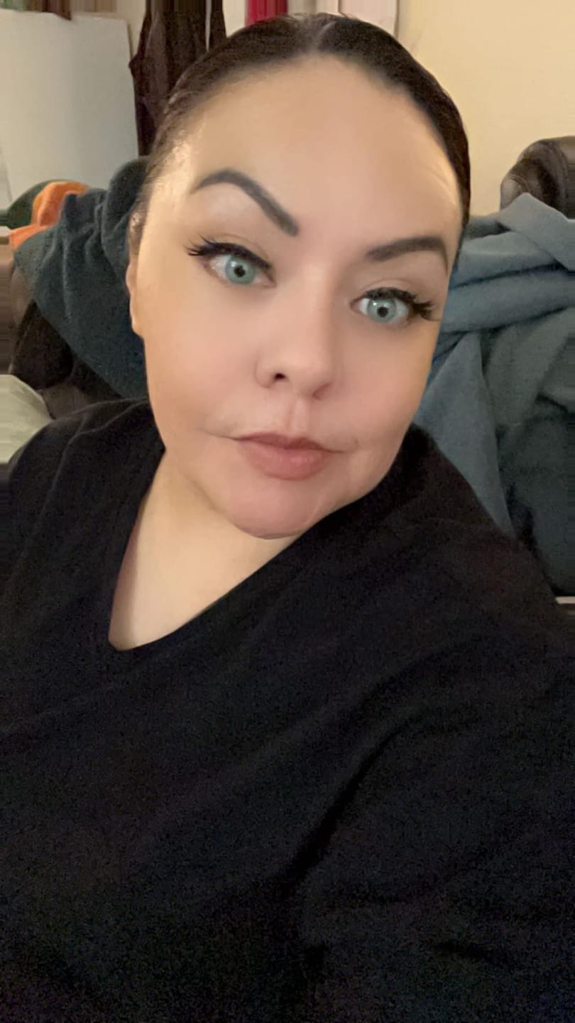 Customer photo review of Perla Light Green Prescription Colored Contact Lenses