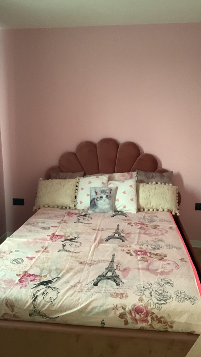 Customer photo review of Pat SANTANA 160x200, stofa catifelata roz antic - Bluvel 52, cu somiera