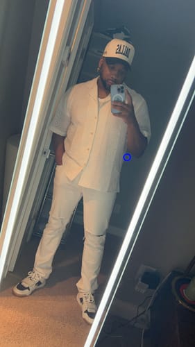 Customer photo review of DALLAS SNAPBACK - OFF WHITE EDITION