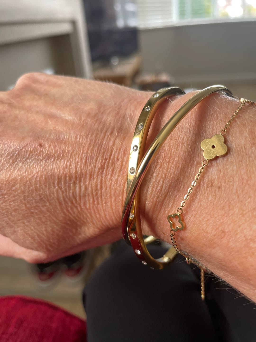 Customer photo review of Multi Clover Bracelet