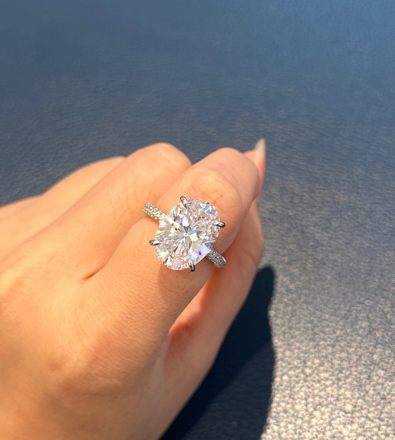 Customer photo review of S925 8.0 Carat Oval Cut Exclusive Simulated Diamond Engagement Ring Travel Ring For Women