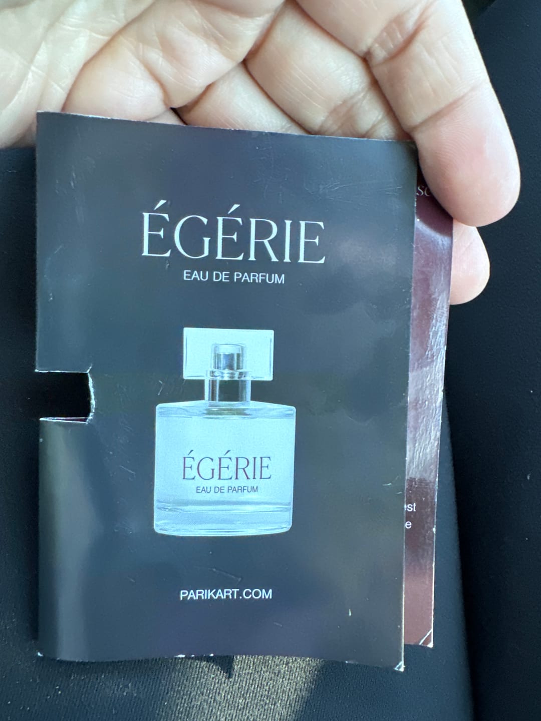 Customer photo review of L'Eau de parfum Égérie - 50 sprays format découverte