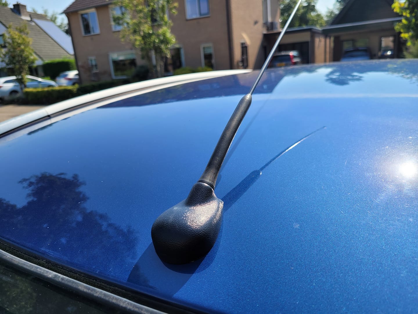 Customer photo review of GPS Aerial Base Cover - MK2/2.5 Focus & Mk3/4 Mondeo