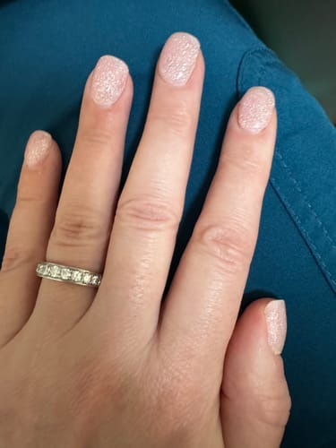 Customer photo review of D77 Bubbly Pink Shimmer Dip Powder