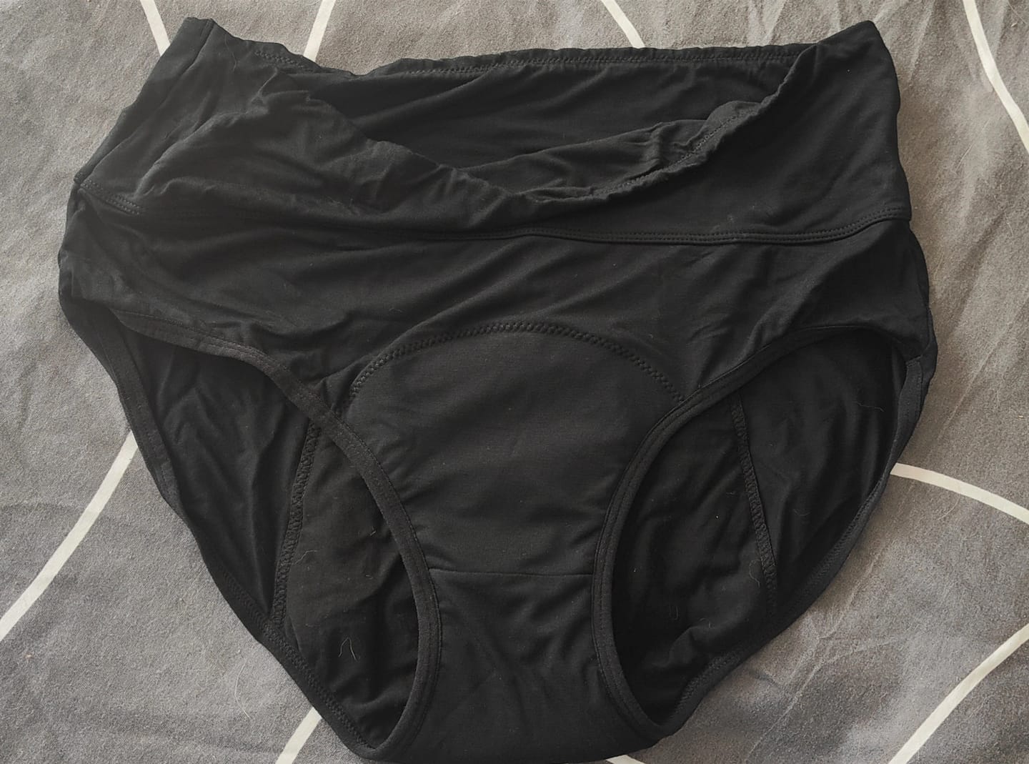 Customer photo review of Boxer Menstruel Taille Haute Maxie (Lot de 3)