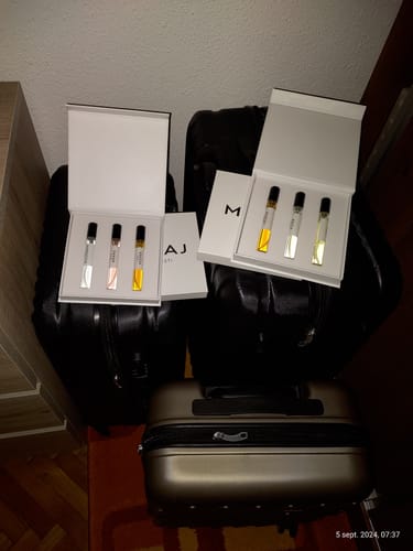 Customer photo review of Miraj Travel Set