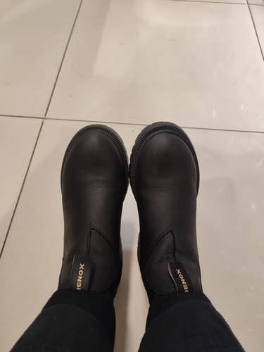 Customer photo review of Botín Original 2.0 Negro Rústico Mujer