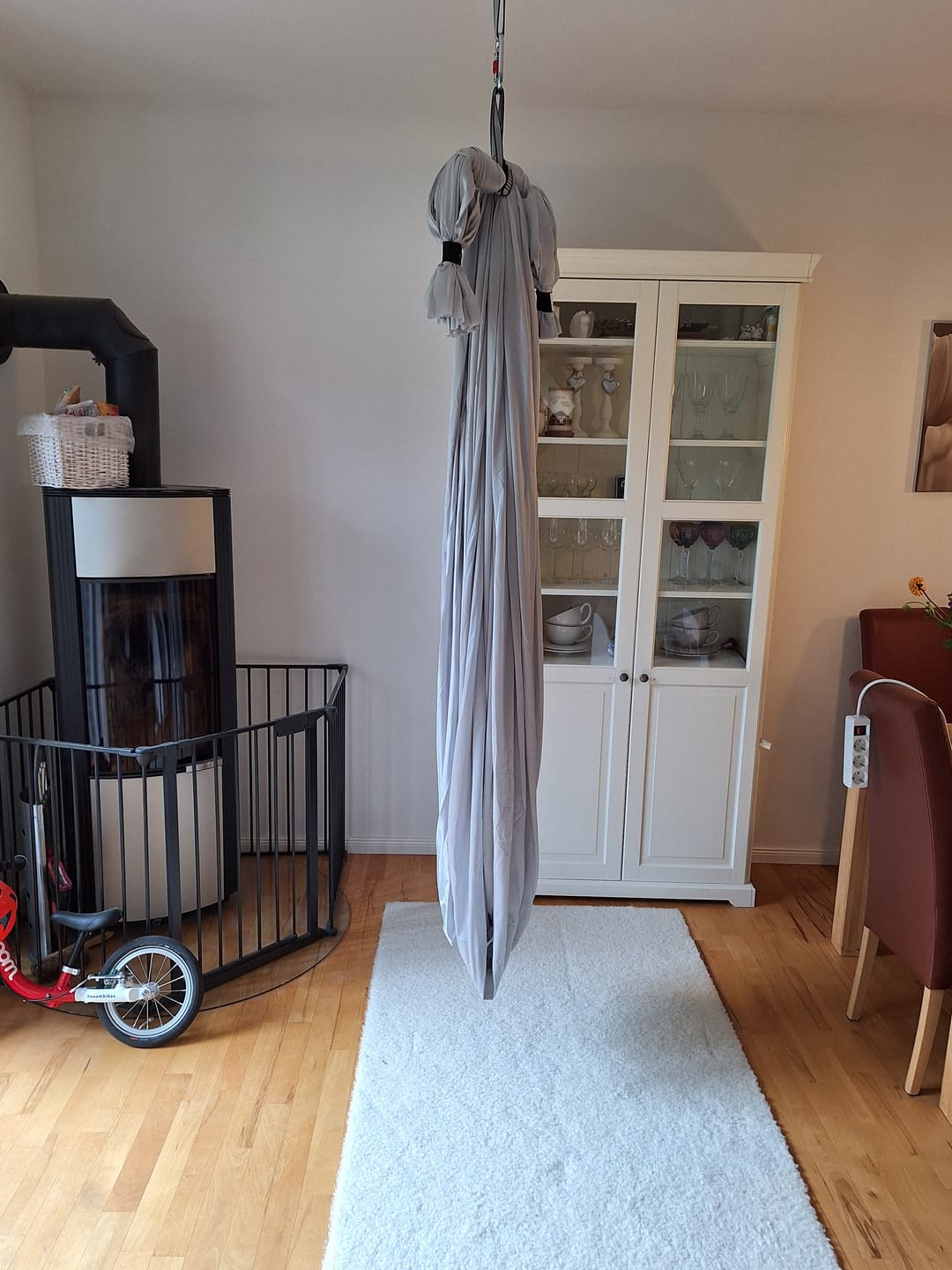 Customer photo review of Aerial Yogatuch Komplettset - Farbe Silbergrau
