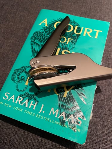 Customer photo review of 50 Golden Seal Sticker