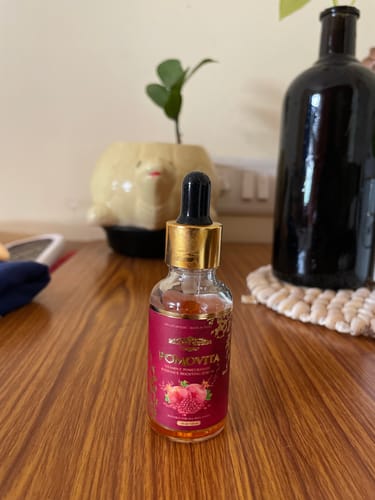 Customer photo review of Pomovita Vitamin C Radiance Boosting Serum