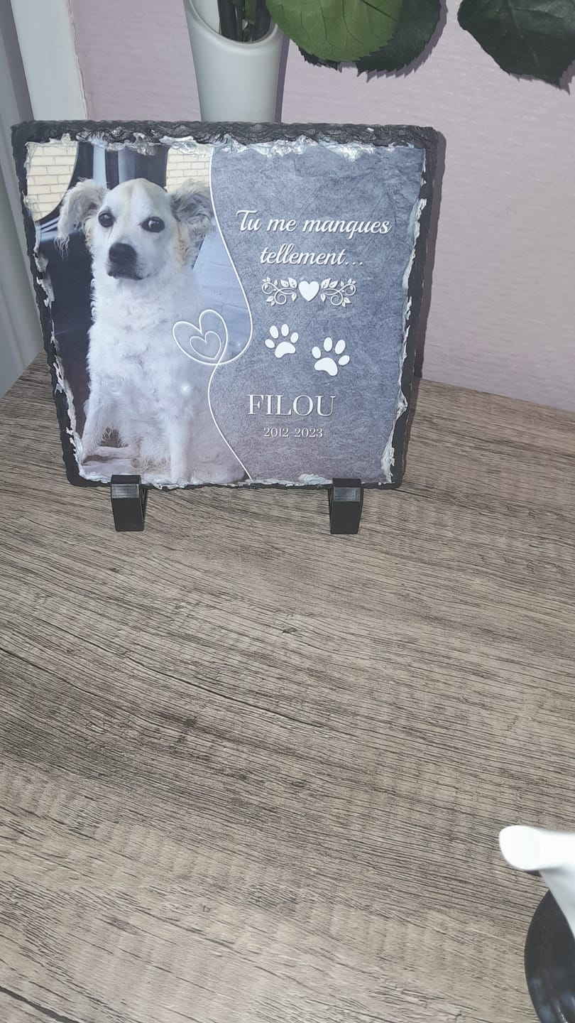 Customer photo review of Tu nous manques - Plaque d'ardoise personnalisée