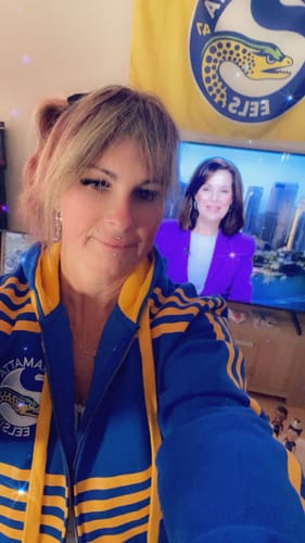 Customer photo review of Parramatta Eels Retro Zip Hoodie