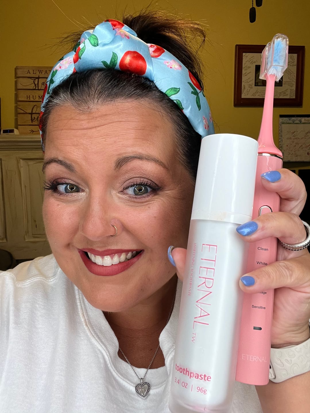 Customer photo review of Eternal Whitening Toothpaste