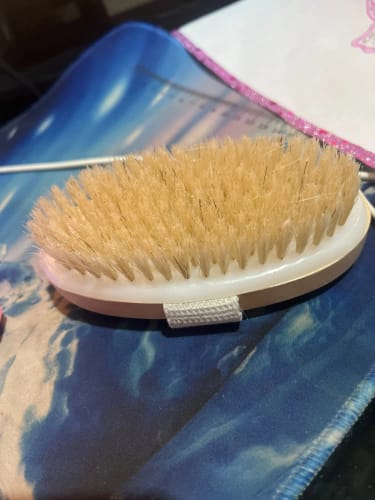 Customer photo review of Brosse Corps à Sec