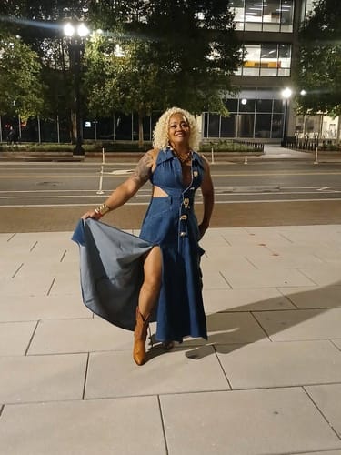 Customer photo review of Cut-Out Sleeveless Lapel Denim Dress