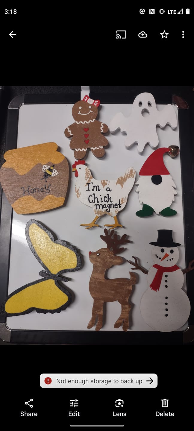 Customer photo review of Unfinished Wood Snowman Shape - Winter Decor - Craft - up to 24" DIY