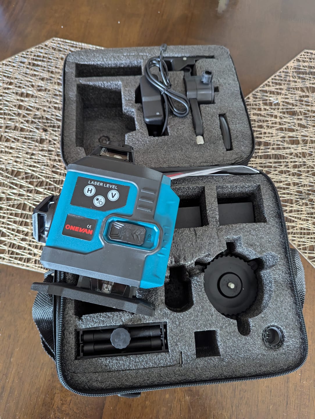 Customer photo review of ONEVAN 16 Lines 4D Display Green Laser Level