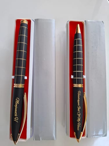 Customer photo review of Personalized Premium Metallic Pen Set