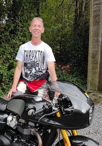 Customer photo review of T-shirt Thruxton FE