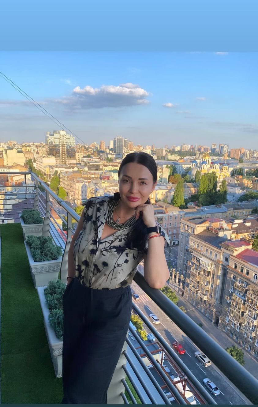 Customer photo review of Котонова сорочка без рукавів з принтом