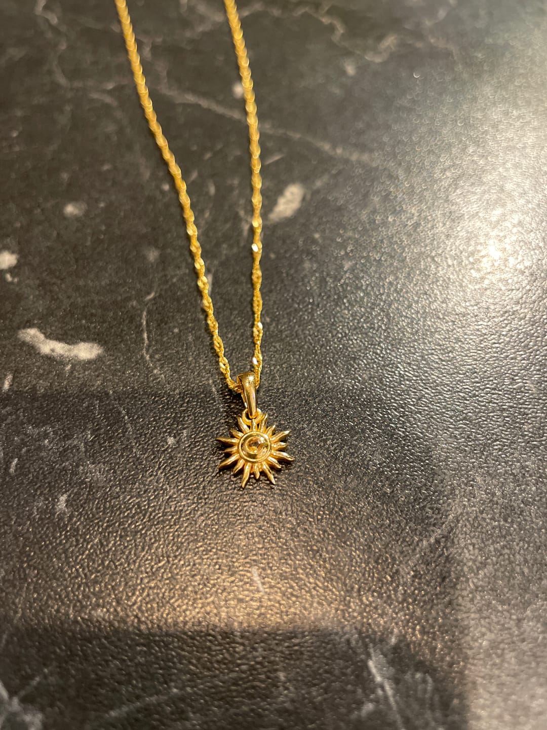 Customer photo review of Berlock Sol Citrin Guld