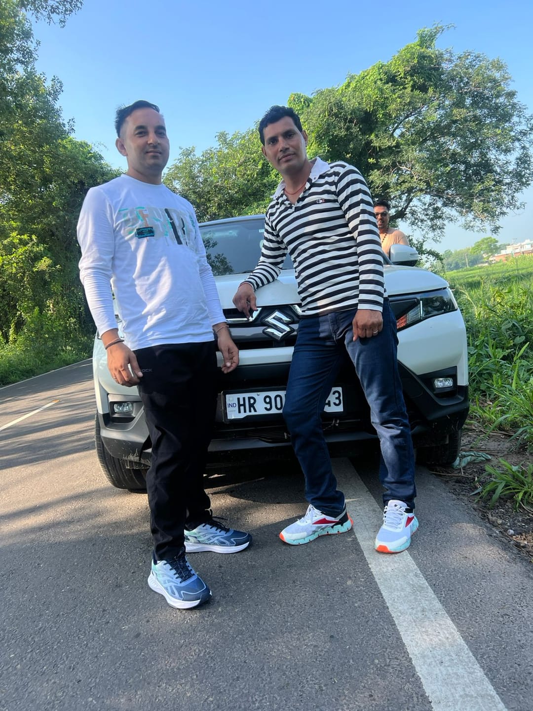 Customer photo review of Bacca Bucci HELIX Men's Low-Top Casual Athleisure Shoes