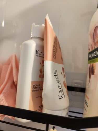 Customer photo review of ערכה מועשרת לטיפול בקשקשים, קרקפת מגרדת, יבשה, ולהחזרת הלחות הטבעית לשיער | SCALP CONTROL ANTI-DANDRUFF NOURISHING KIT