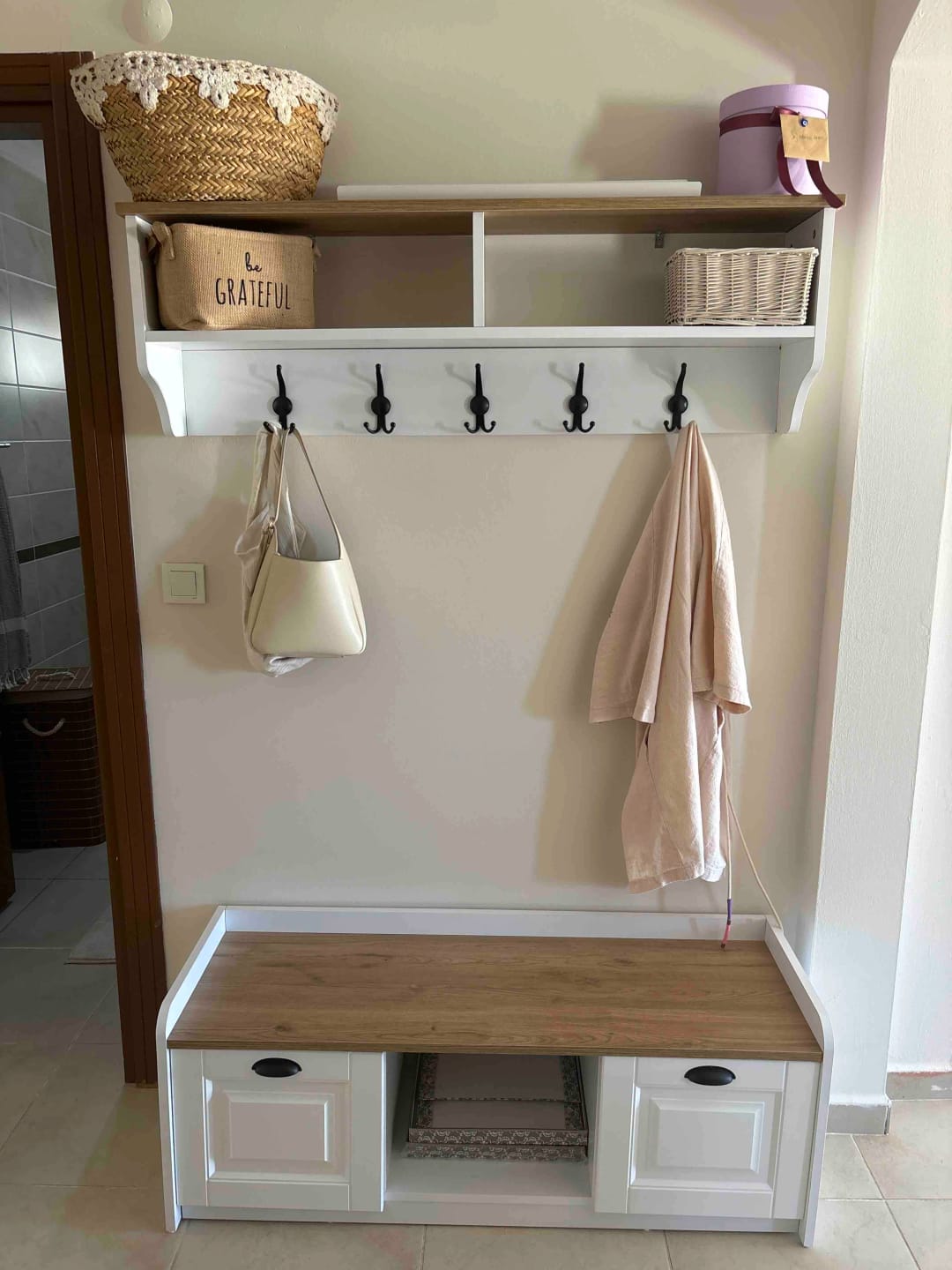 Customer photo review of Rani P2 Modern Portmanto Ayakkabılık ve Duvar Askısı Vestiyer M1 Renk: Beyaz - S. Ceviz