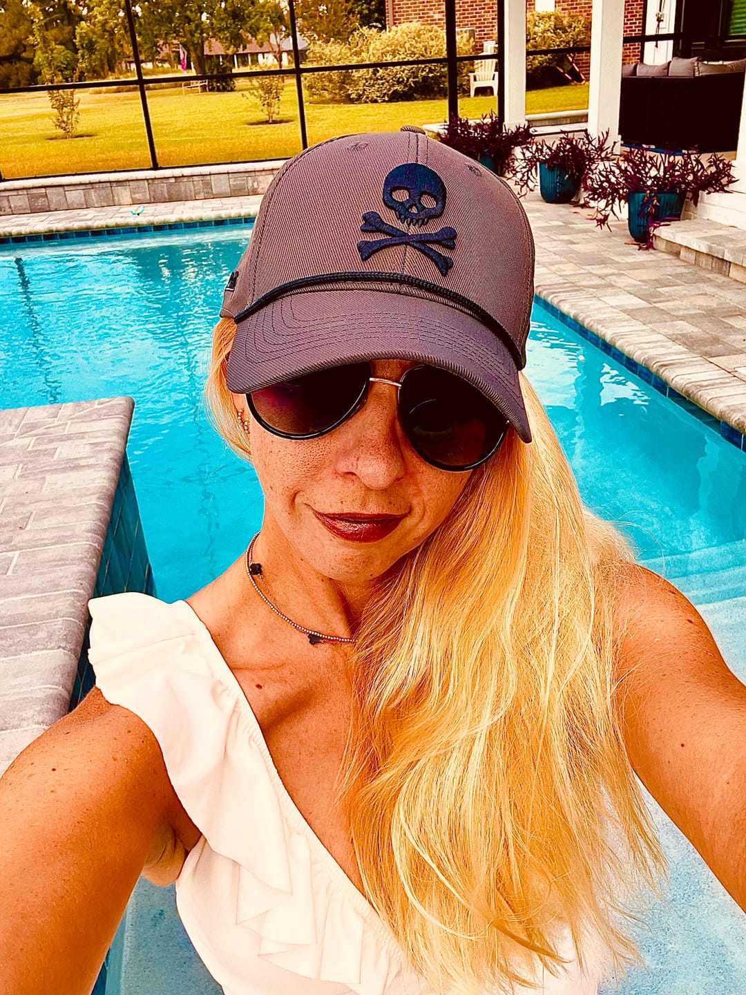 Customer photo review of Skull and Bones Hat