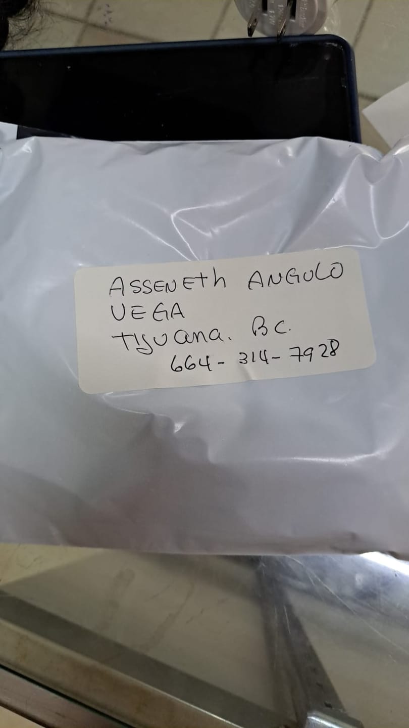 Customer photo review of Bolsas Blancas para Envío