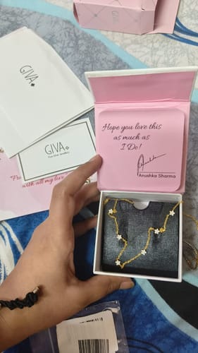 Customer photo review of Anushka Sharma Golden Star Constellation Necklace