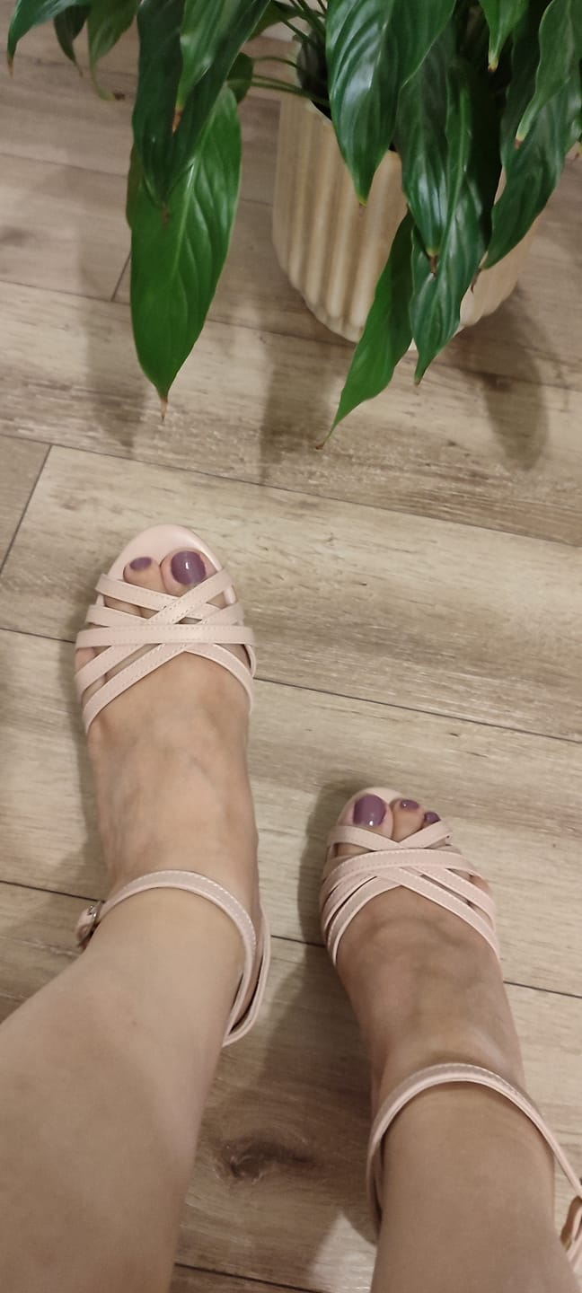 Customer photo review of Sandale Always Sassy Nude