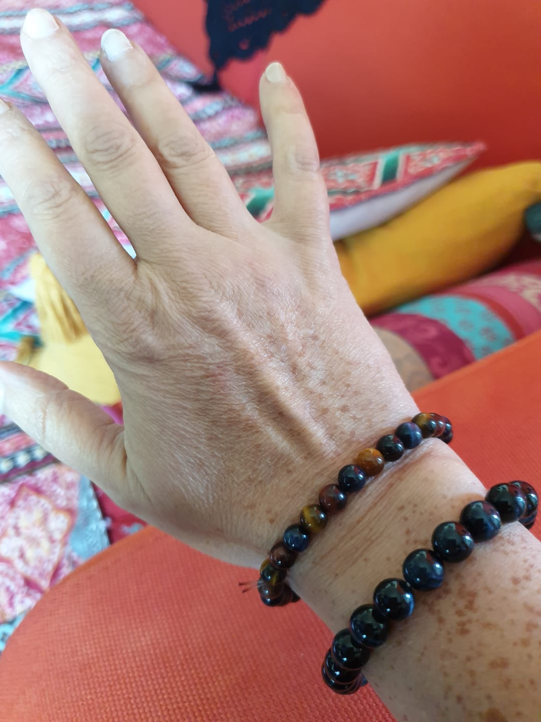 Customer photo review of Bracelet "Ange Gardien" en Oeil de Faucon