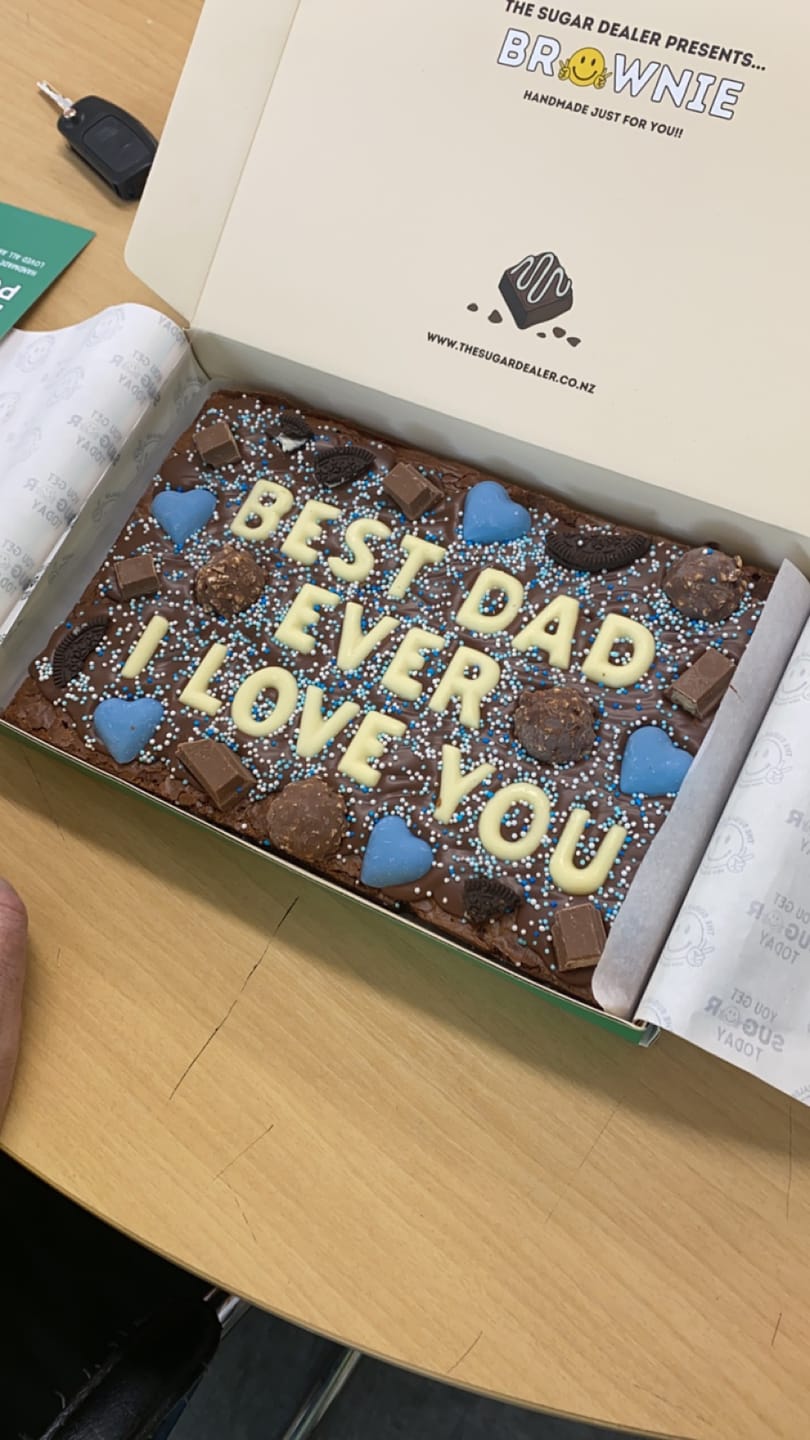 Customer photo review of Mega custom message fathers day brownie