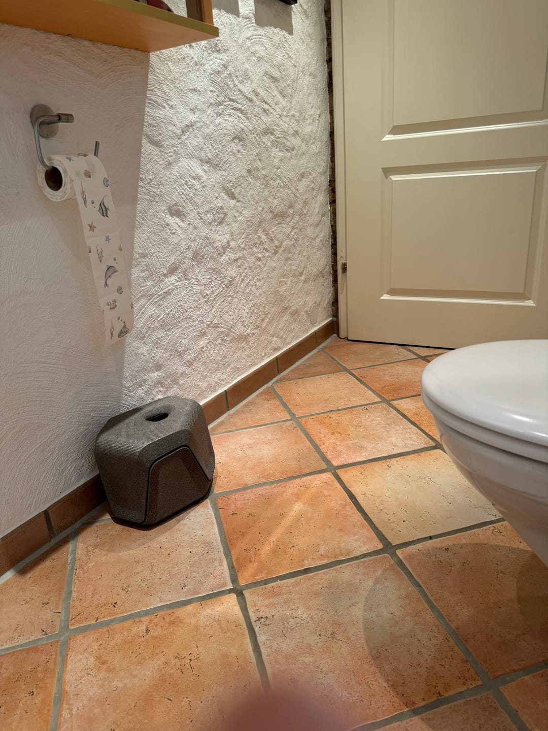 Customer photo review of stuul® Toilet Stool | The Poop Stool - Made in Germany (Classic Collection)