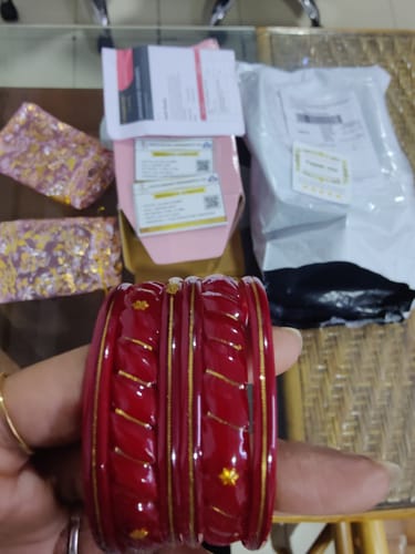 Customer photo review of Red - Divya Shringar Bangles (916 22k)