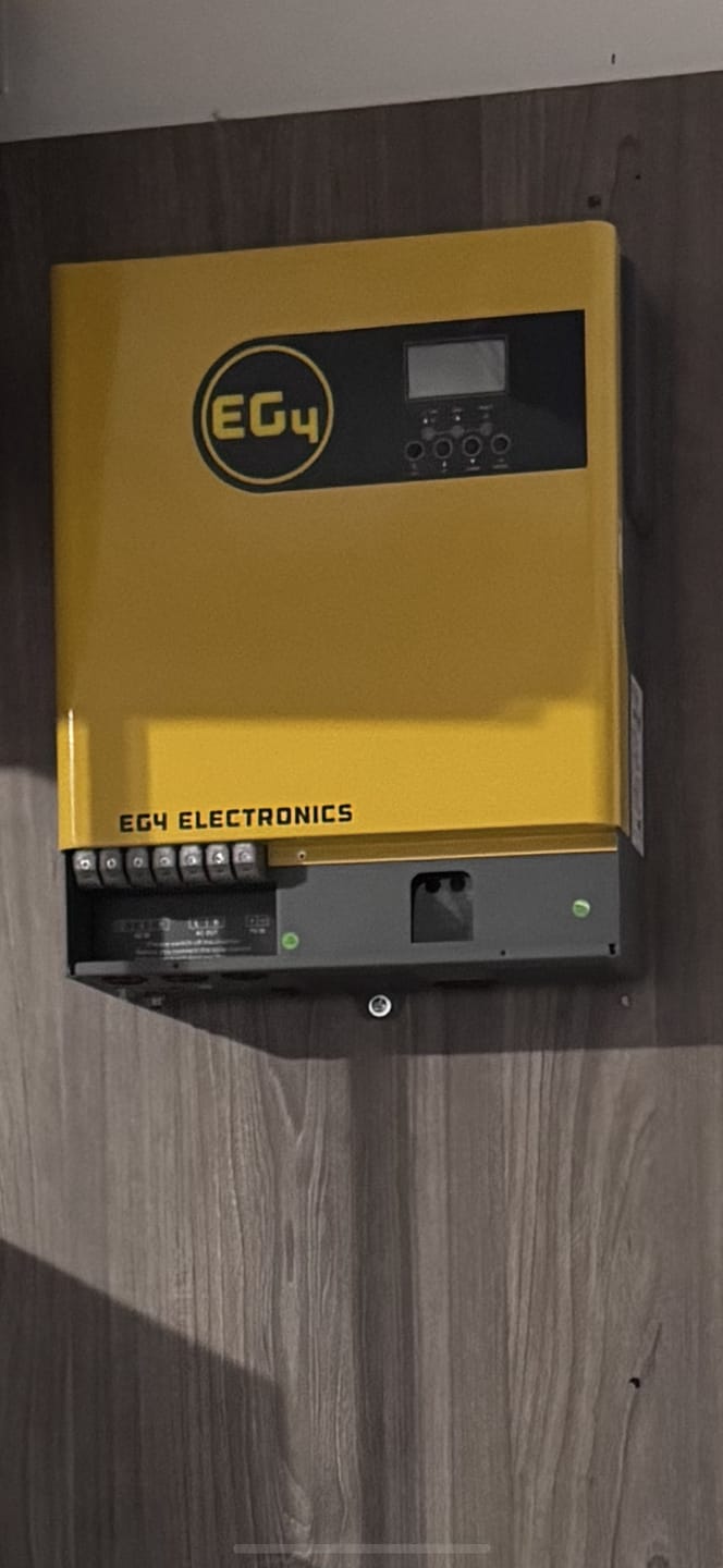 Customer photo review of EG4 3kW Off-Grid Inverter | 3000EHV-48 | 3000W Output | 5000W PV Input | 500 VOC Input