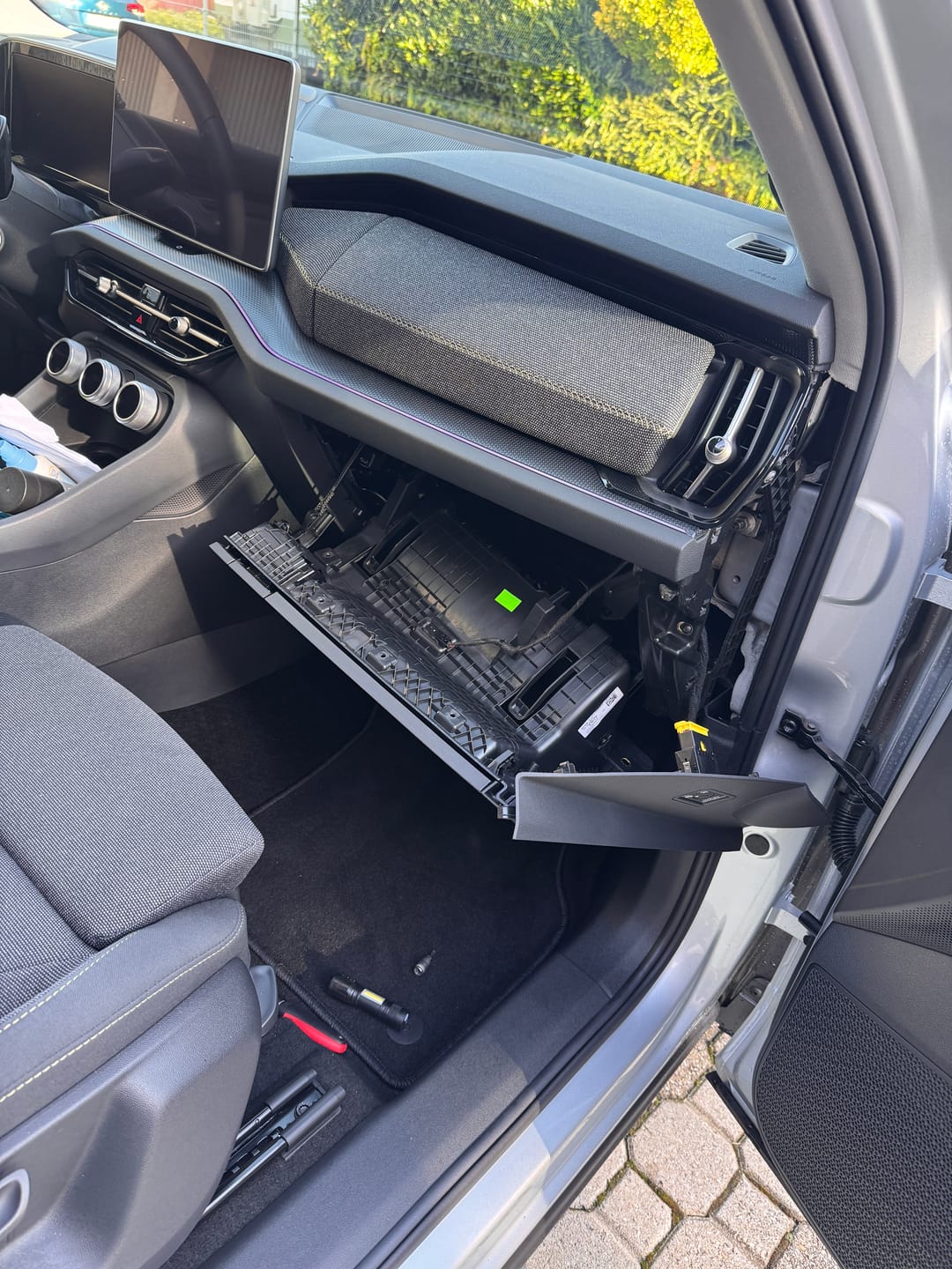 Customer photo review of 5DX plus Car-HiFi-Verstärker-Set • für Škoda Kodiaq II