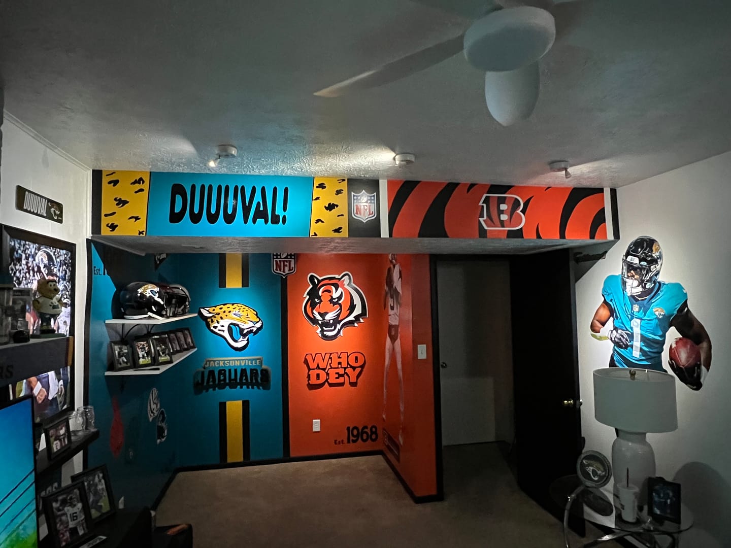 Customer photo review of Jacksonville Jaguars "Double Play" On the Shelf or on the Wall Art