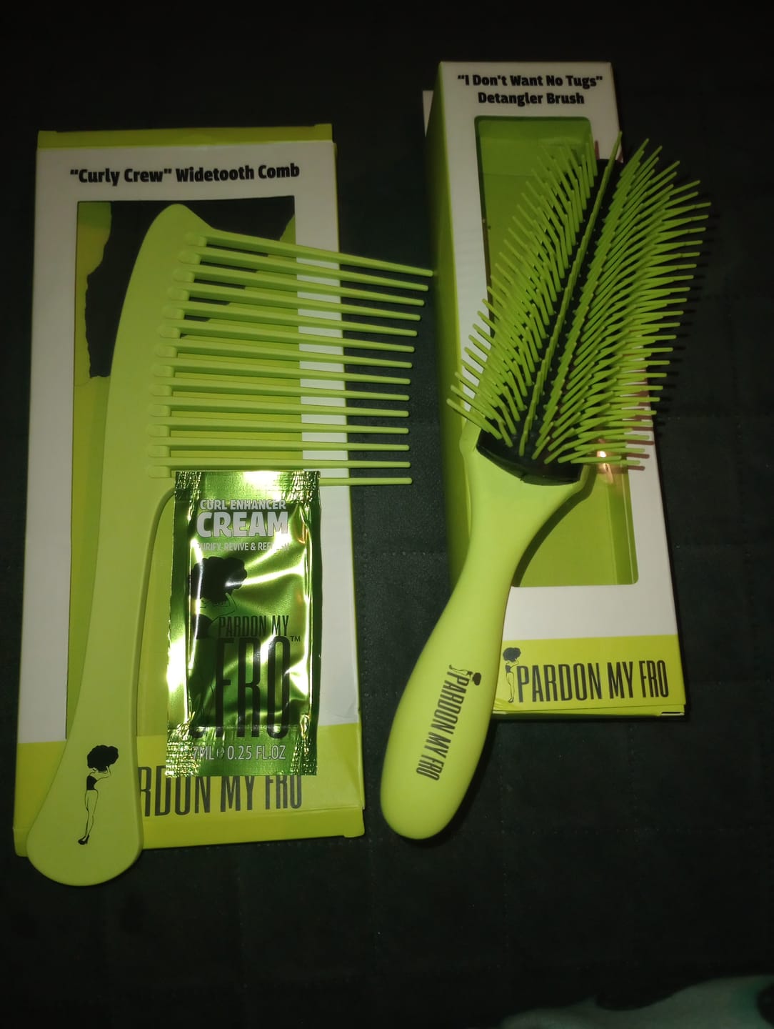 Customer photo review of Detangler Brush