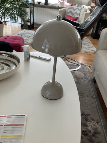 Customer photo review of Bordslampa - Svamplampa Flowerbud - Batteridriven 5000 mAH