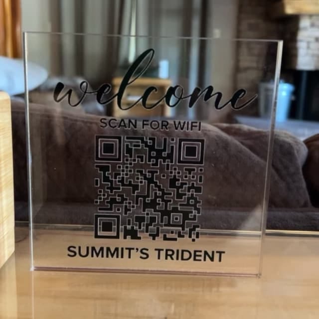 Customer photo review of Automatically Connect Wi-Fi QR Sign