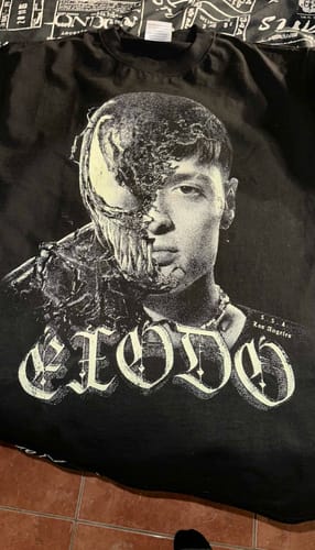 Customer photo review of EXODO - BIG HEAD