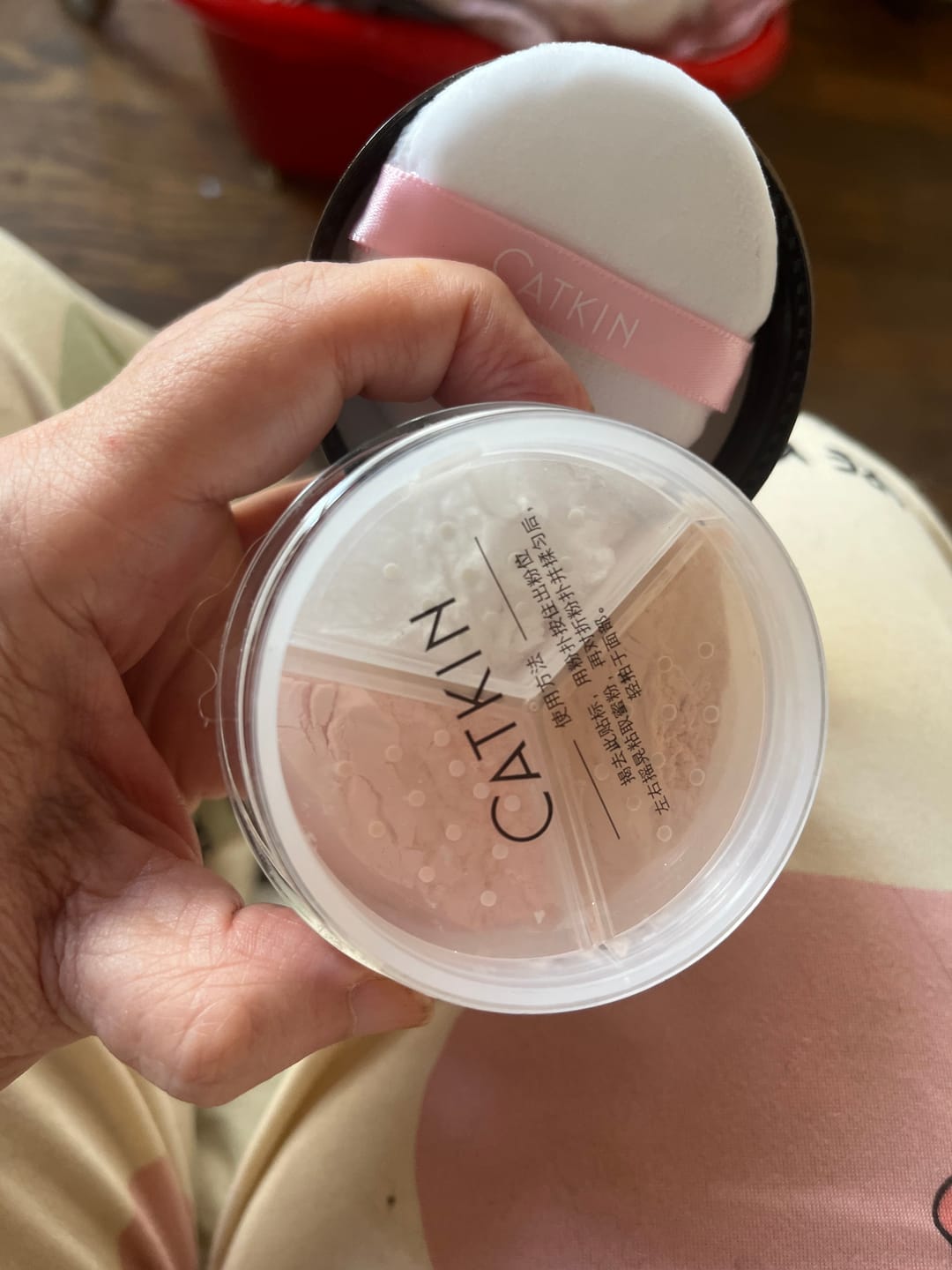 Customer photo review of CATKIN Tri-color Lotus Loose Setting Powder