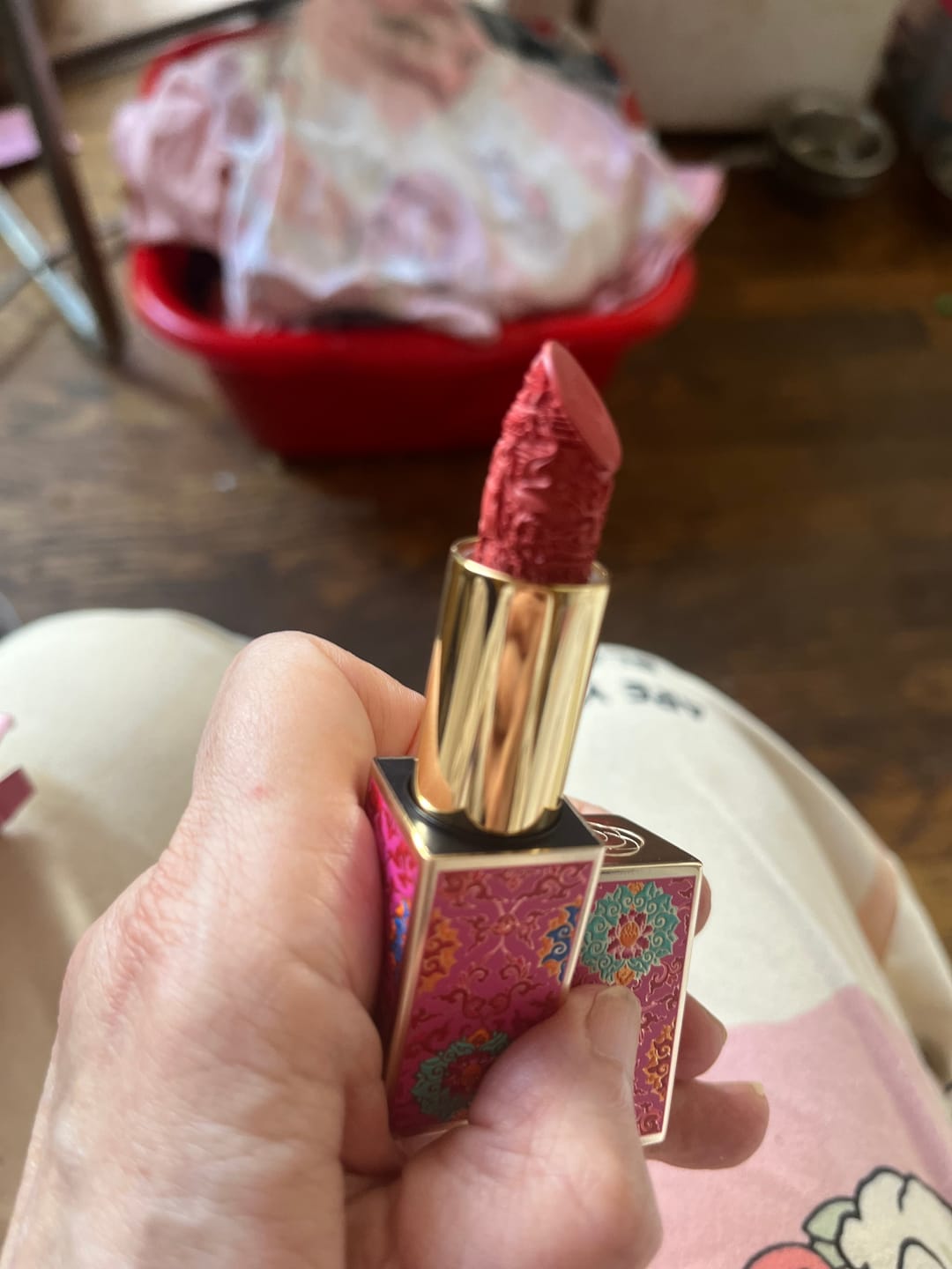 Customer photo review of CATKIN Rouge Carving Lipstick