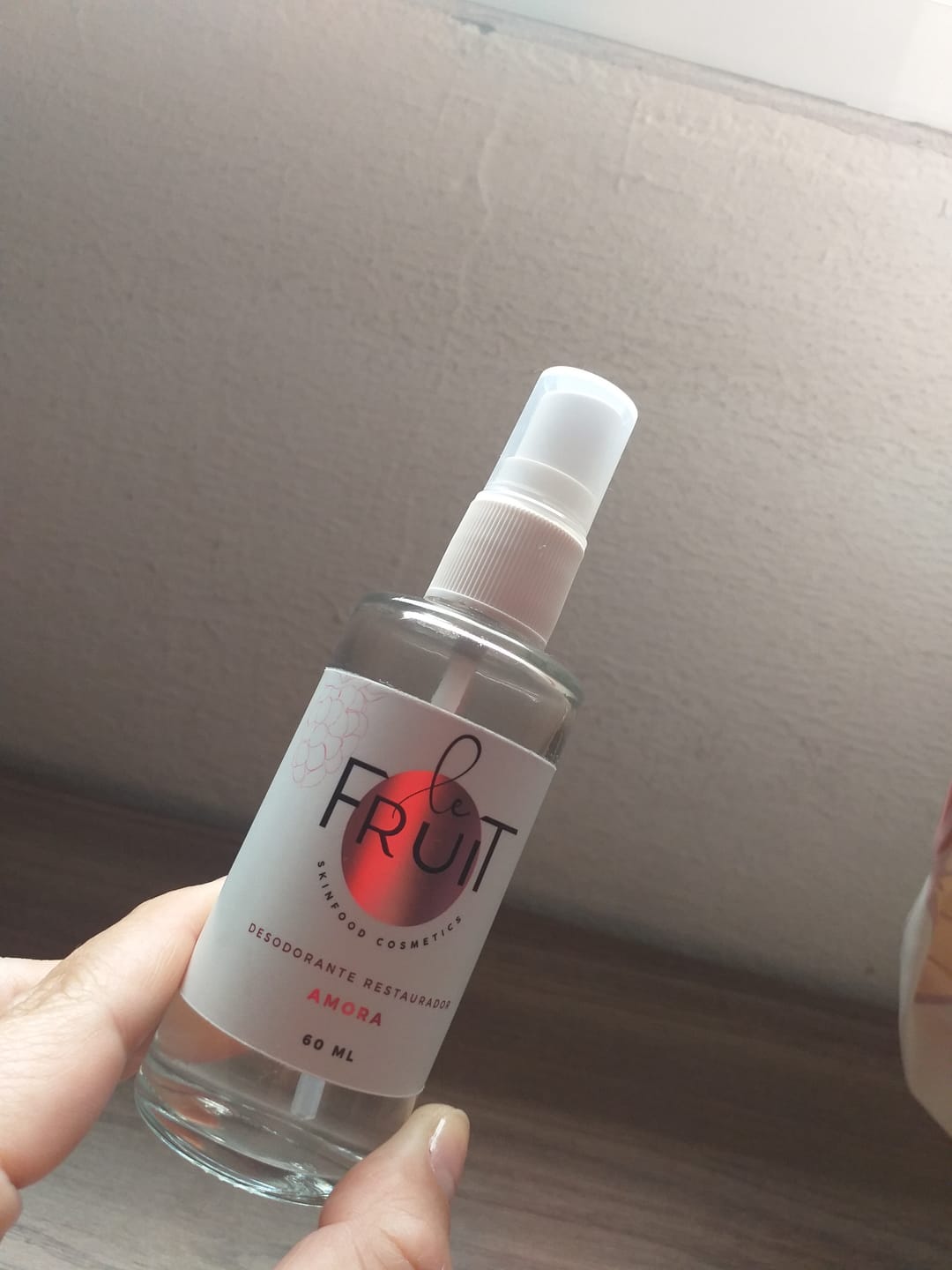 Customer photo review of Desodorante Hidratante