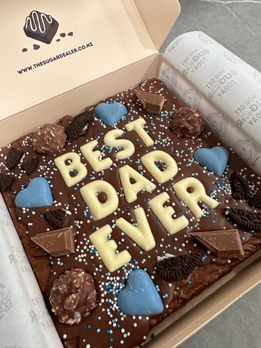 Customer photo review of Custom message fathers day brownie
