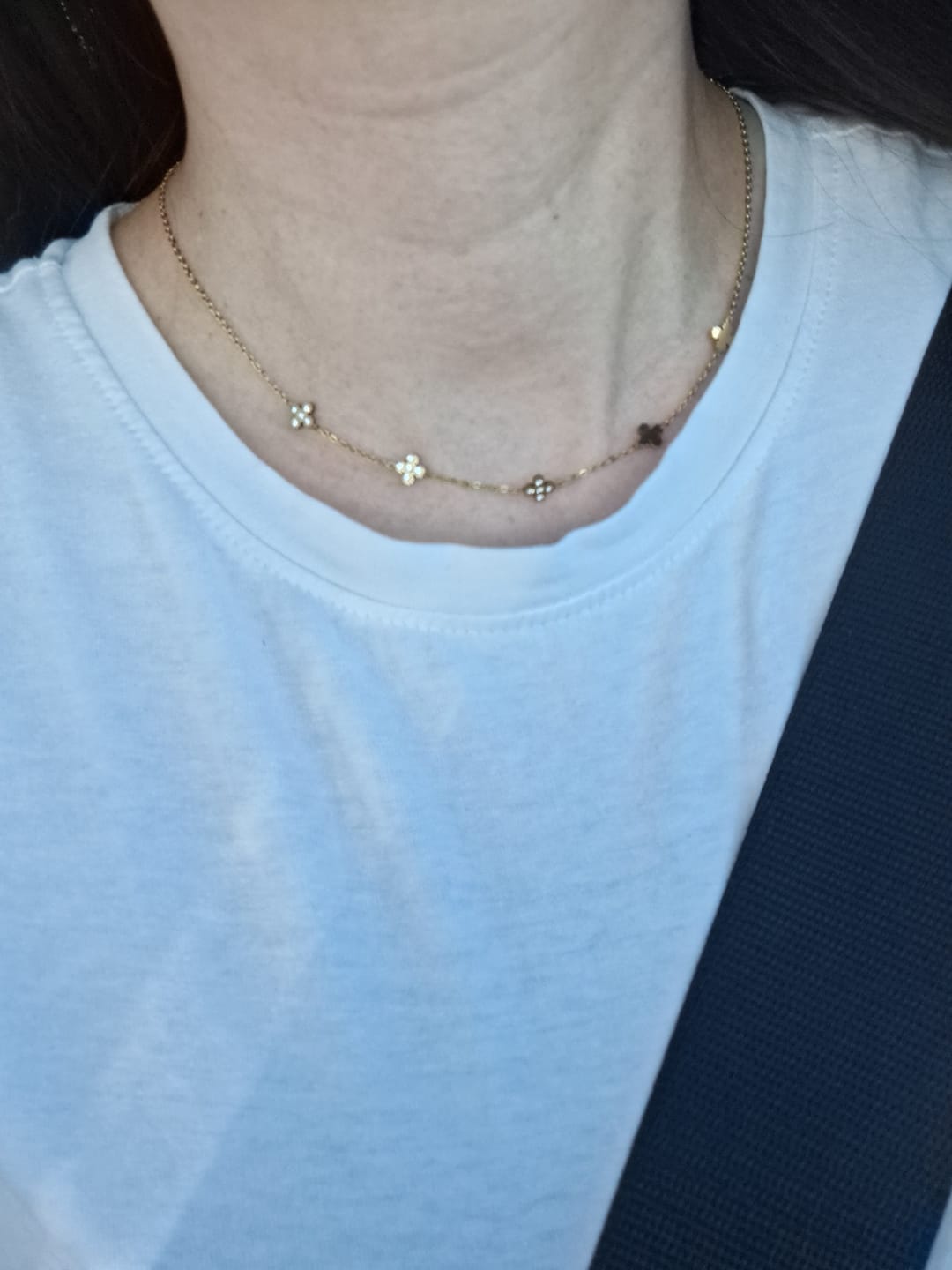 Customer photo review of Pave Flower Kette 14K Vergoldet